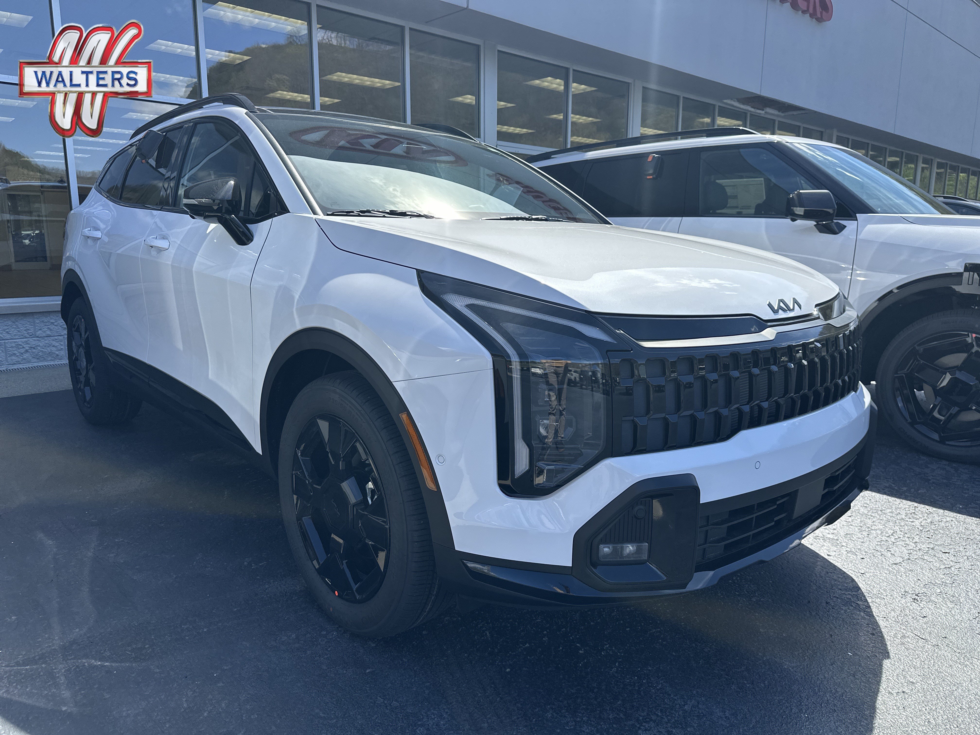 New 2026 Kia Sportage X-Line w/ X-Line Technology Package AWD/4WD image 1