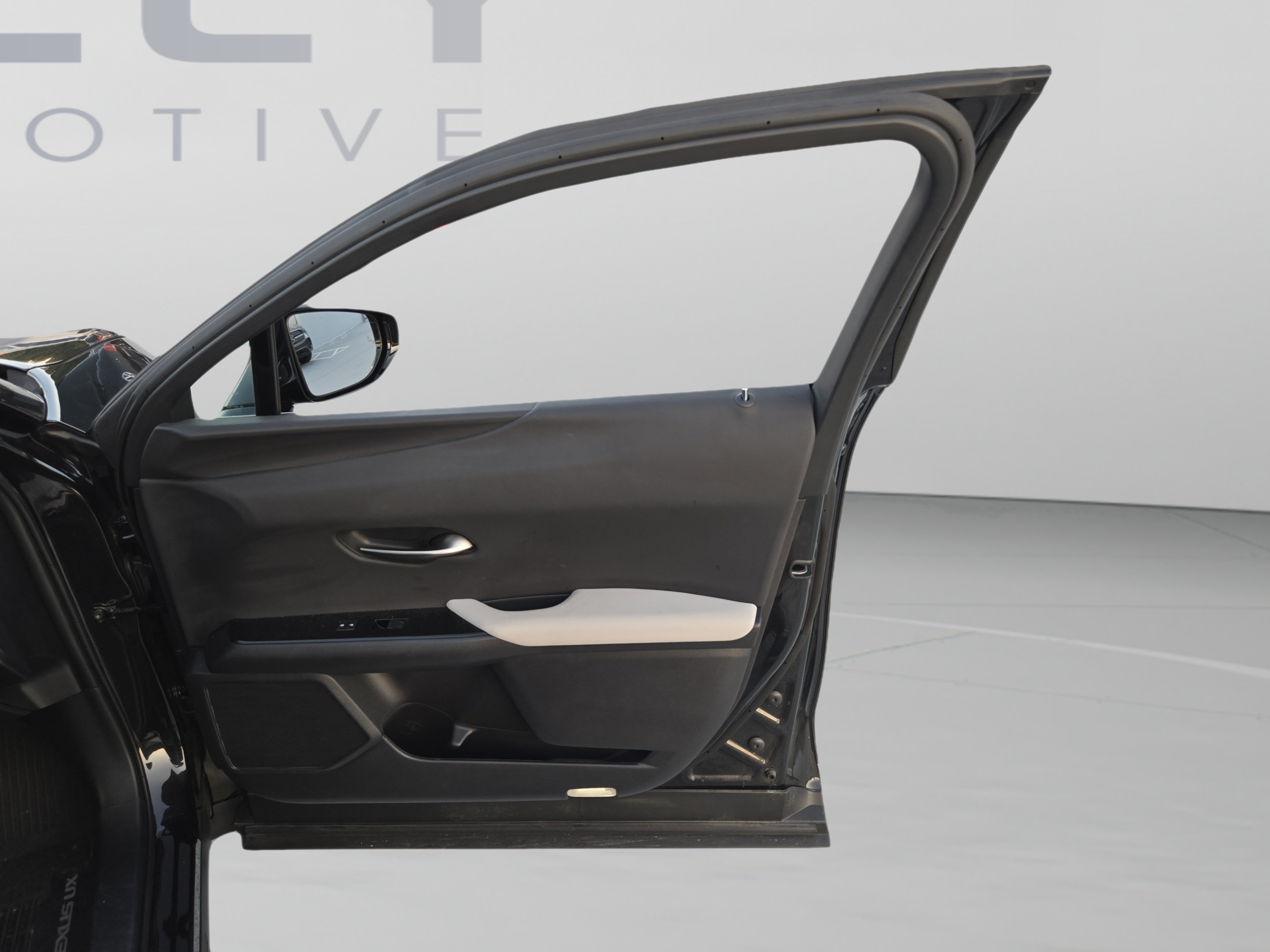 Certified 2024 Lexus UX 250h FWD image 22