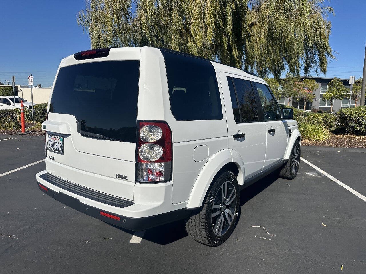 Used 2011 Land Rover LR4 HSE AWD/4WD image 8