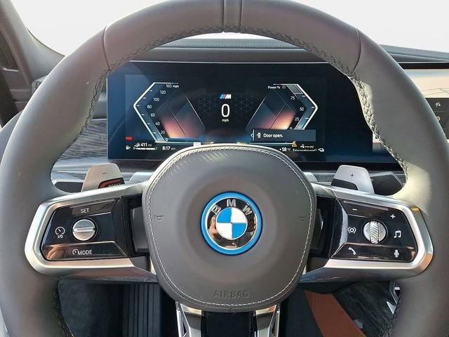 New 2026 BMW 750e xDrive w/ Executive Package image 17