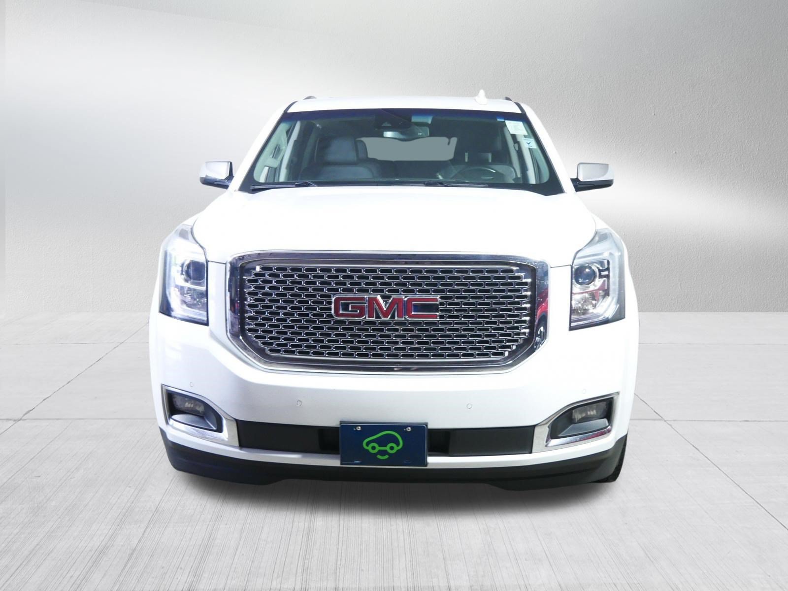Certified 2019 GMC Yukon SLT AWD/4WD image 2