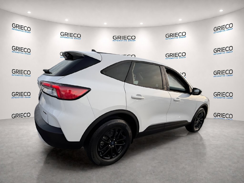 Used 2020 Ford Escape SE Sport AWD/4WD image 6
