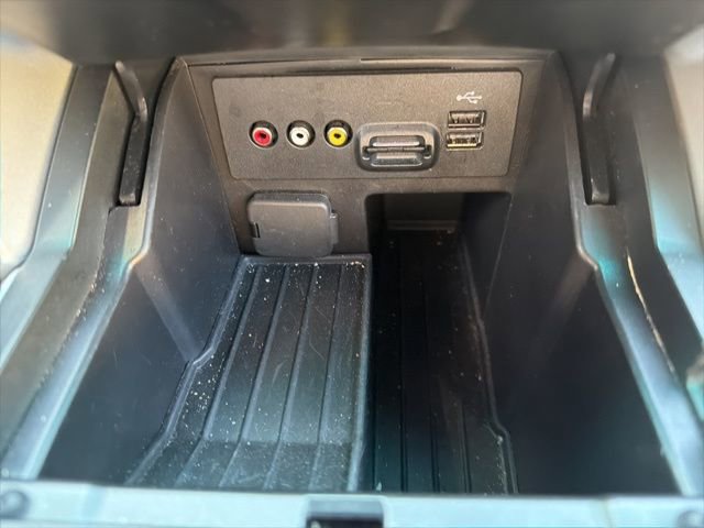 Used 2013 Ford Explorer Limited image 34