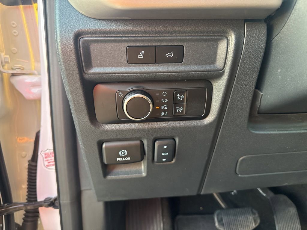 Used 2024 Ford Expedition Max XLT image 15