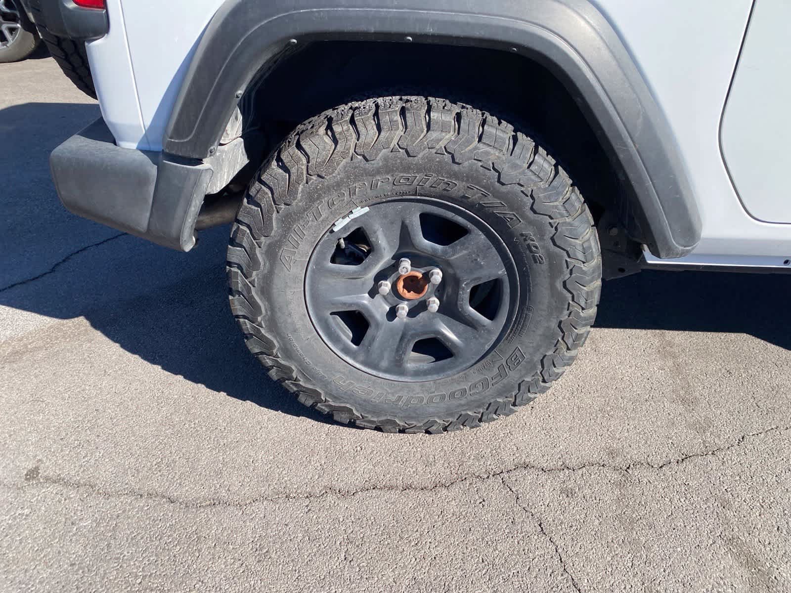 Used 2022 Jeep Wrangler Sport AWD/4WD image 5