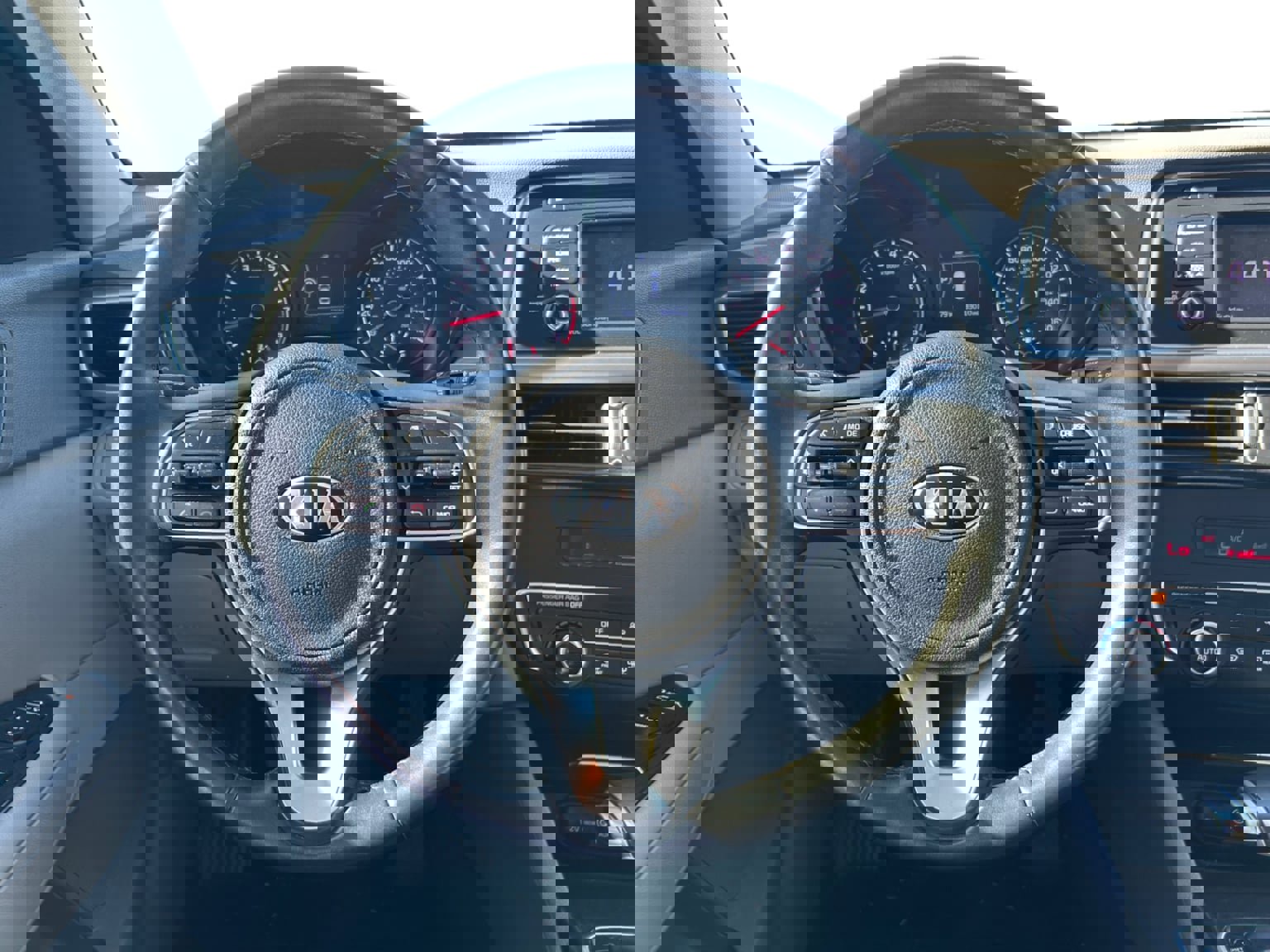 Used 2016 Kia Optima EX image 13