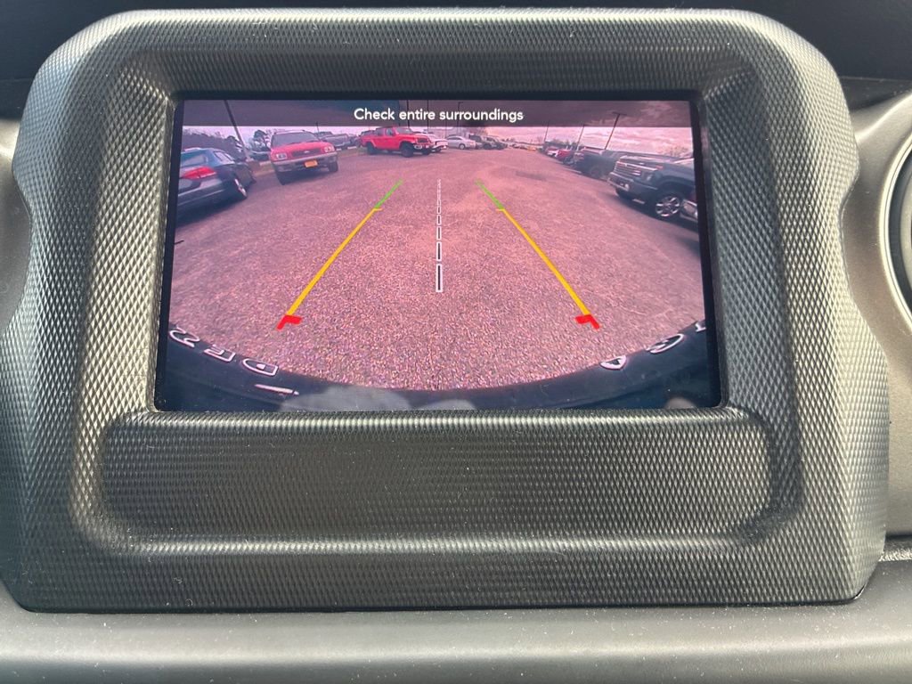 Used 2022 Jeep Wrangler Willys image 16