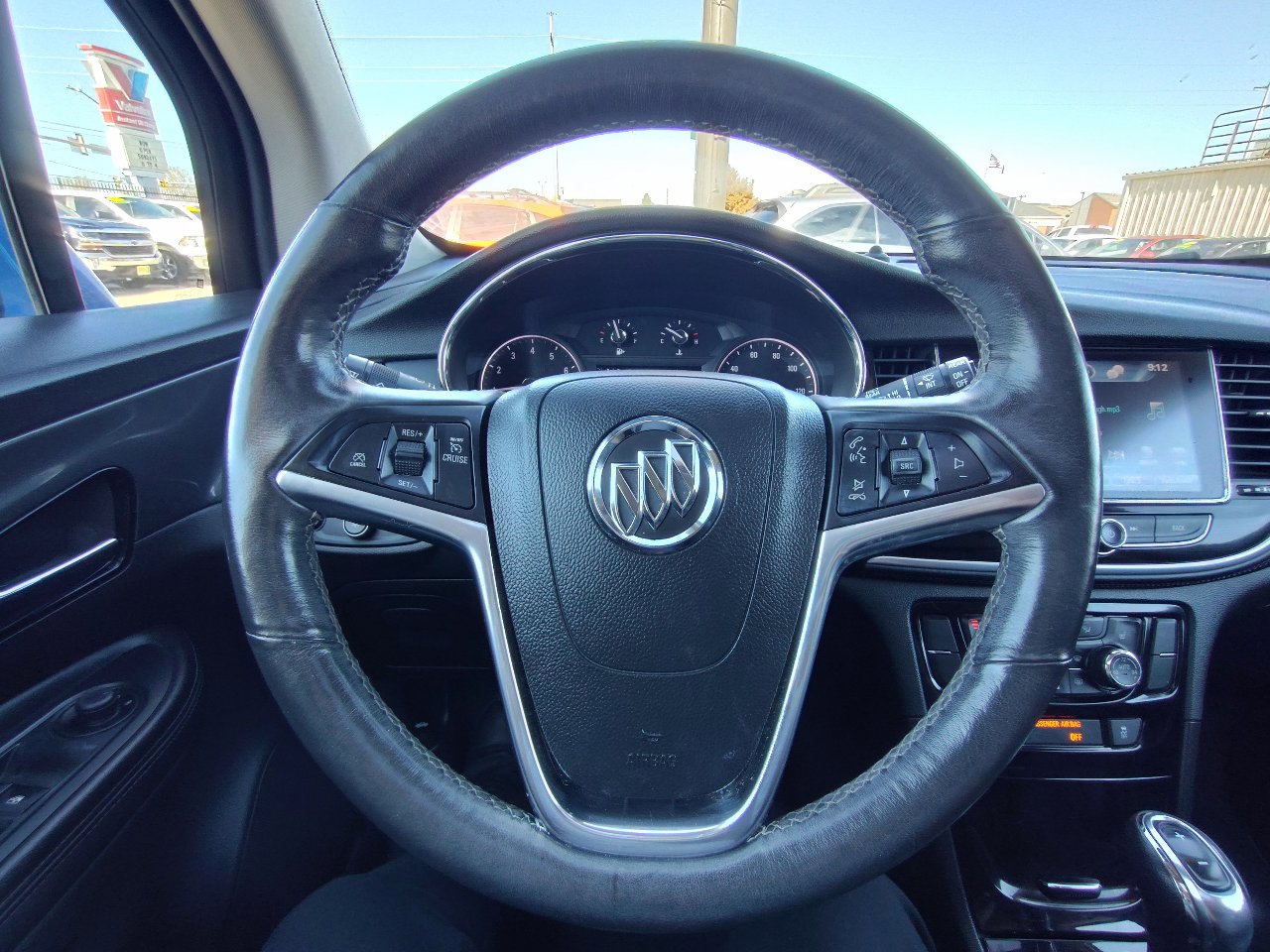 Used 2018 Buick Encore Essence image 16