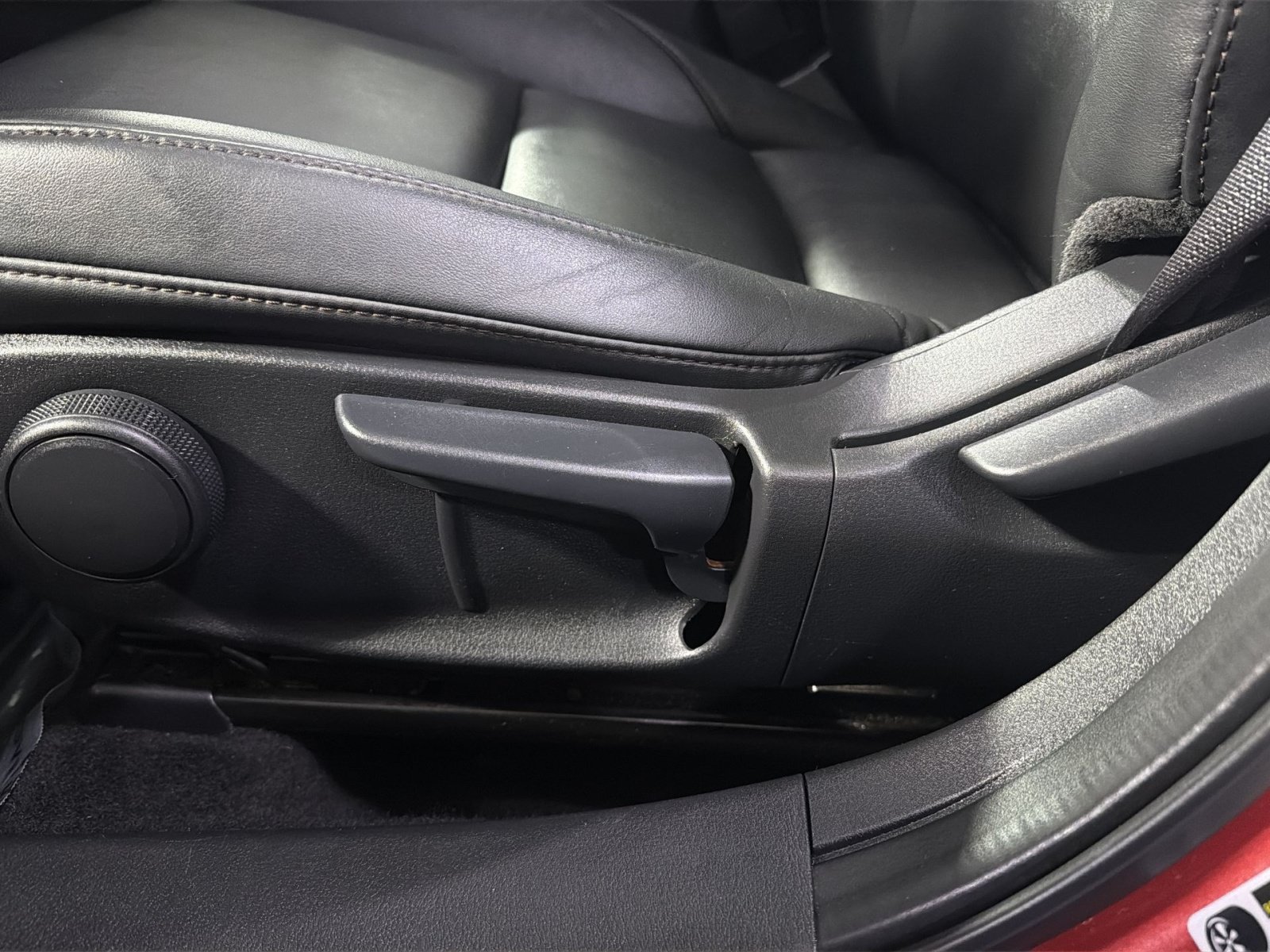 Used 2025 MAZDA MAZDA3 s FWD image 26