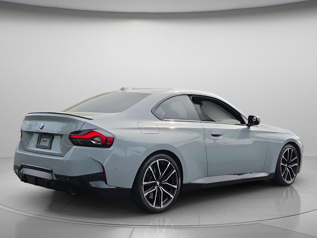 Used 2024 BMW 230i Coupe w/ Premium Package image 7