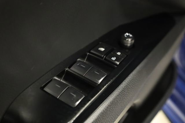 Used 2025 Toyota Camry SE image 19