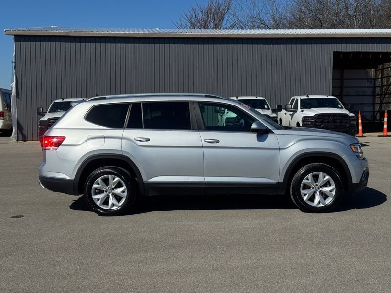 Used 2018 Volkswagen Atlas SEL image 2