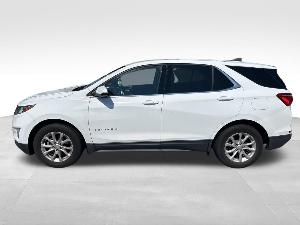 Used 2019 Chevrolet Equinox LT w/ Driver Convenience Package FWD image 2