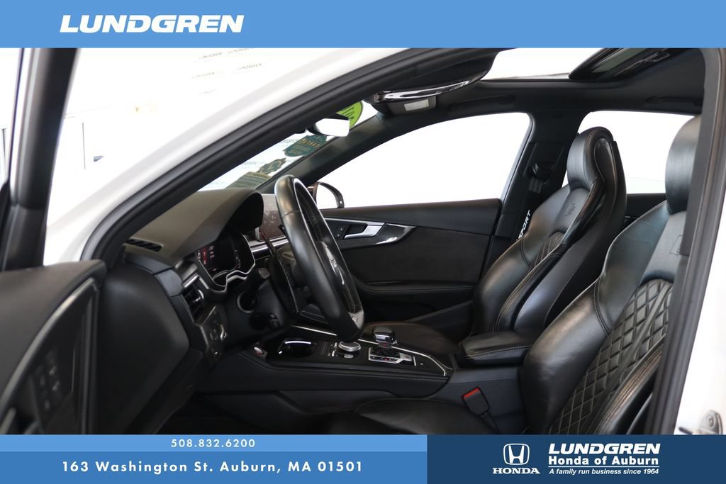 Used 2019 Audi S4 Premium Plus w/ Premium Plus Package AWD/4WD image 13