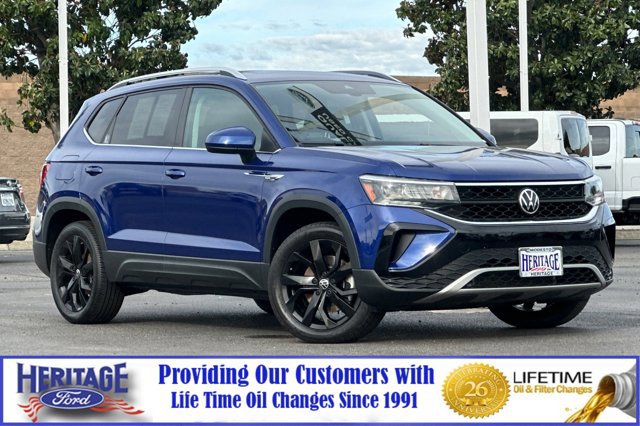 Used 2022 Volkswagen Taos SE image 2