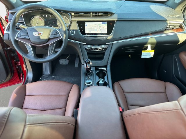 New 2026 Cadillac XT5 Premium Luxury w/ Driver Assist Package AWD/4WD image 15