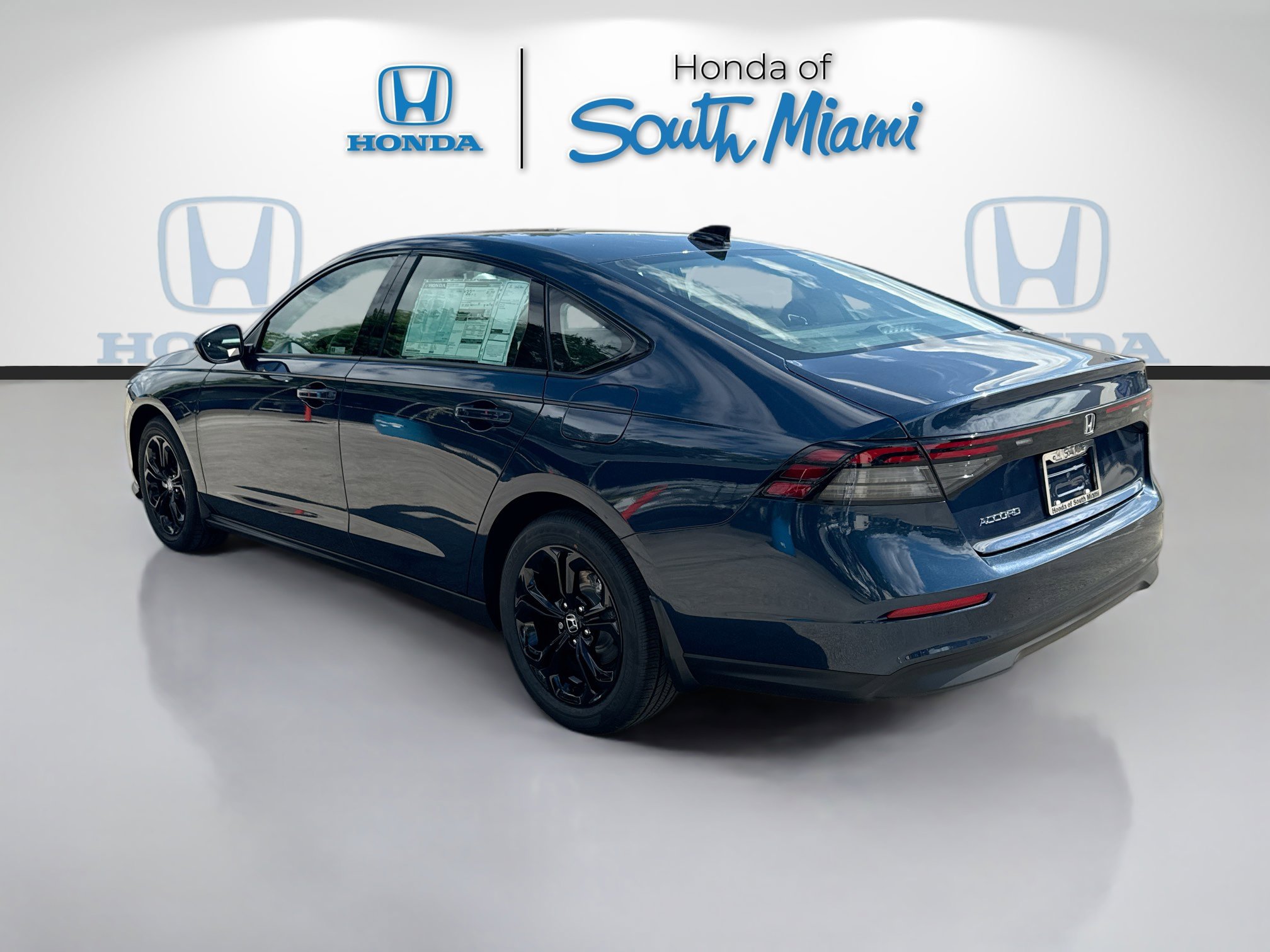 New 2025 Honda Accord SE image 4