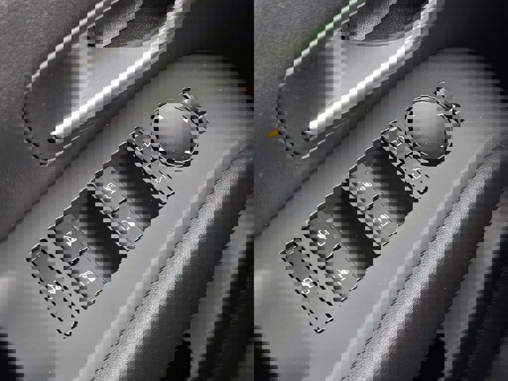 New 2025 Hyundai Santa Cruz SE image 24