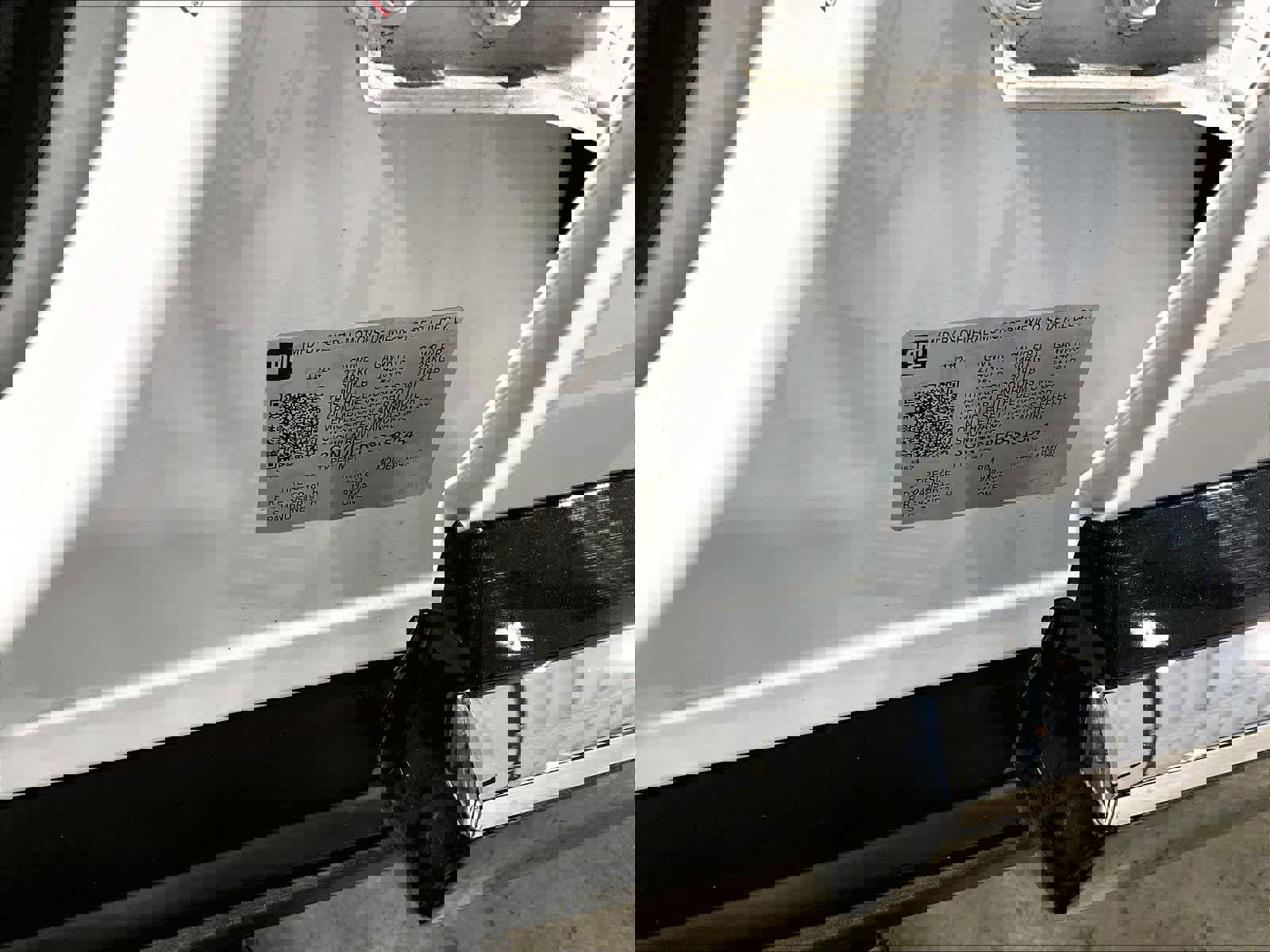 Used 2025 Chevrolet Equinox EV LT w/ Convenience Package image 30