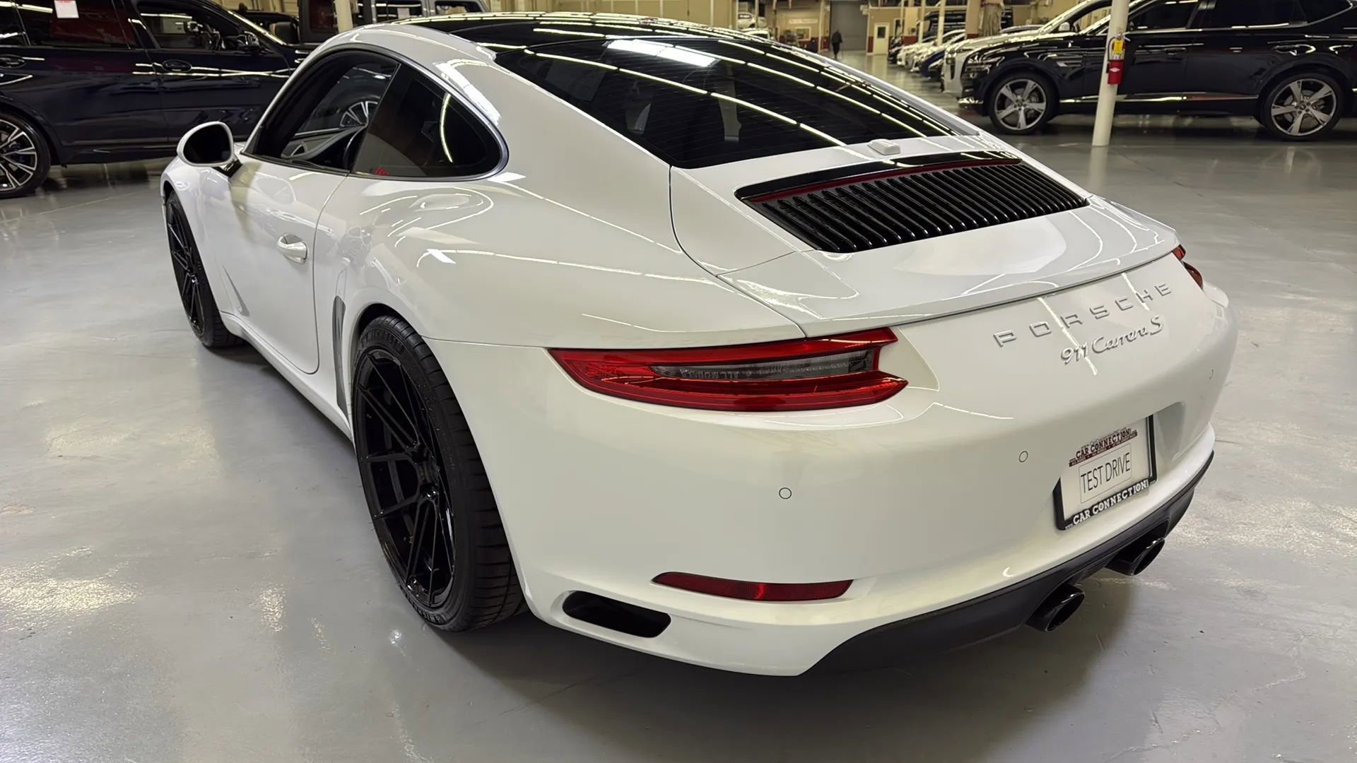 Used 2017 Porsche 911 Carrera S image 5