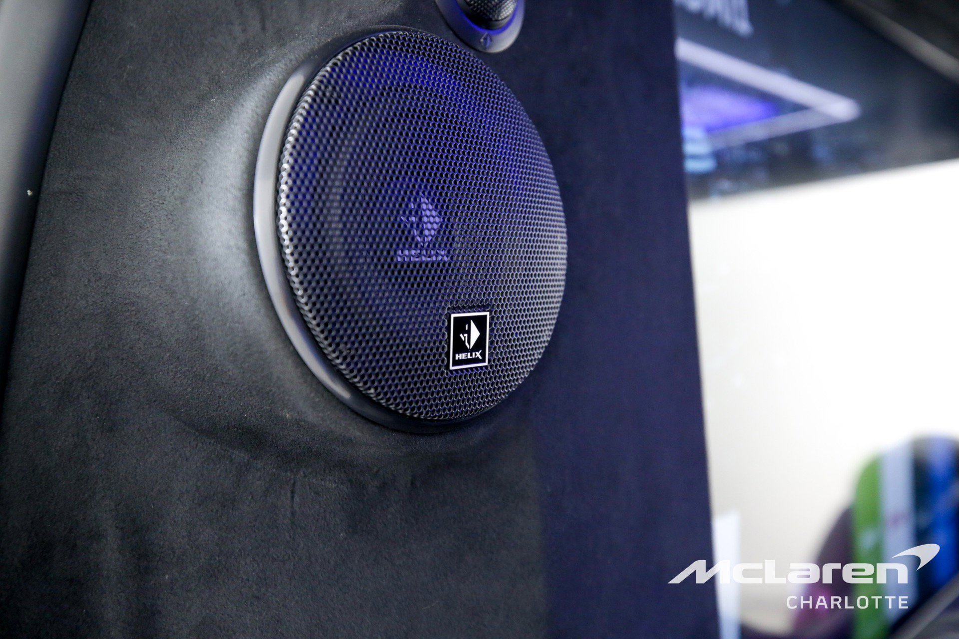 Used 2018 Mercedes-Benz Metris Passenger image 29