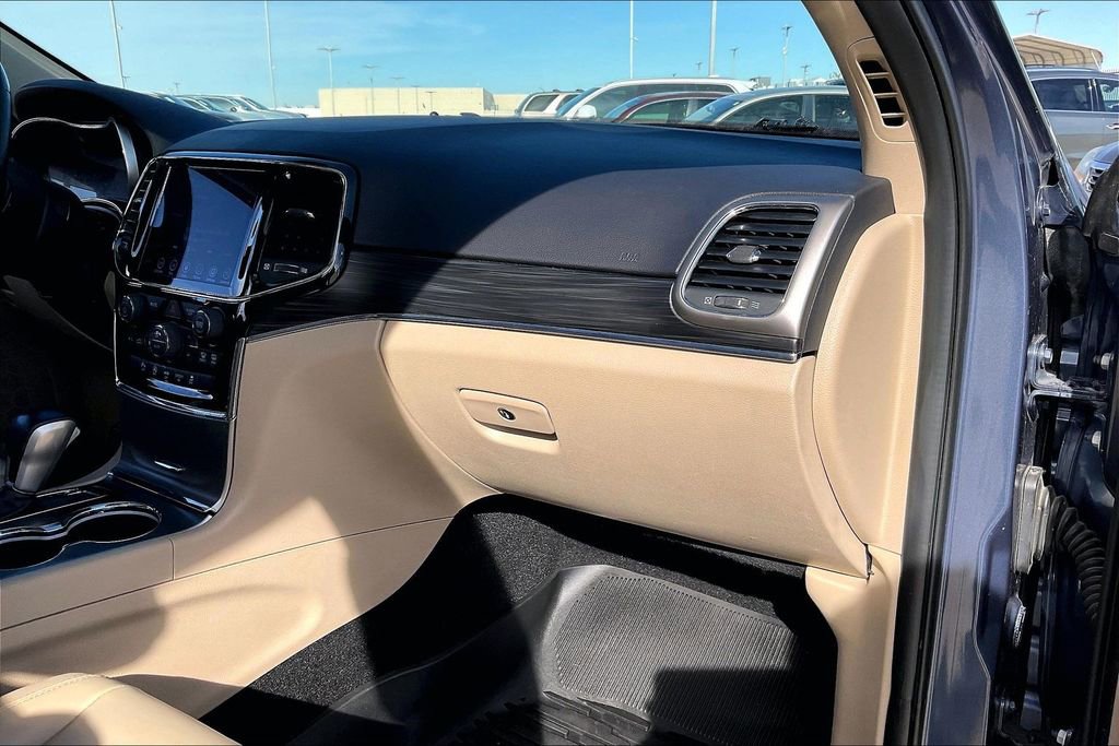 Used 2020 Jeep Grand Cherokee Limited image 20