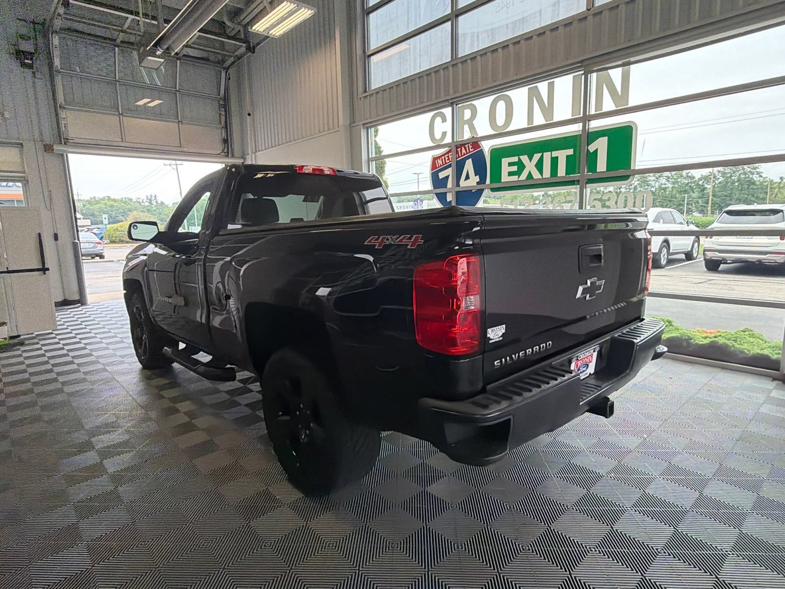 Used 2017 Chevrolet Silverado 1500 W/T w/ Black Out Edition AWD/4WD image 4