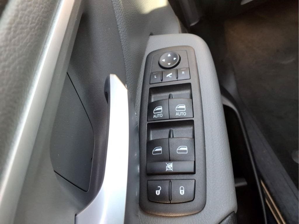 Used 2023 RAM 1500 Big Horn AWD/4WD image 17