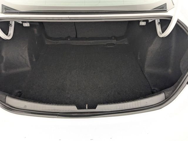 Used 2024 Chevrolet Malibu LT image 28