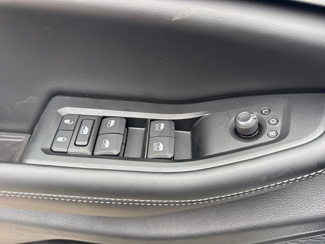 New 2026 Jeep Grand Cherokee Altitude image 9