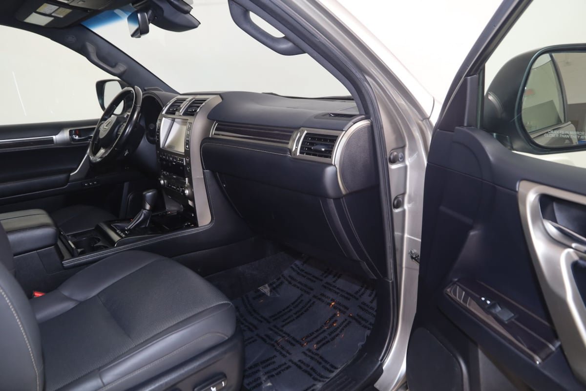 Used 2020 Lexus GX 460 Premium AWD/4WD image 46