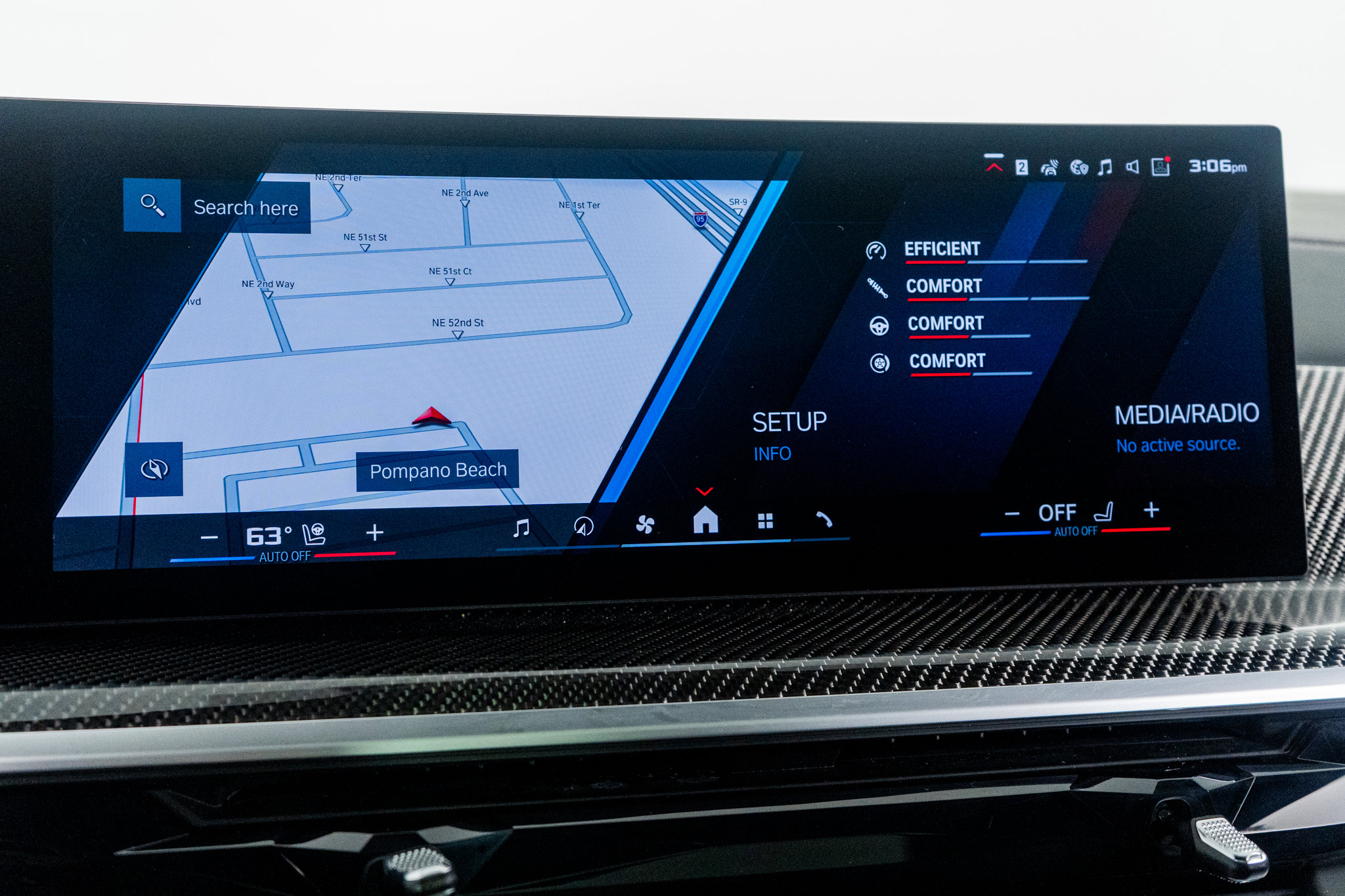 Used 2025 BMW X6 M Competition image 43