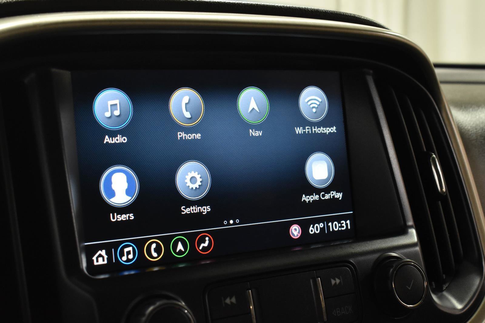 Used 2022 GMC Canyon Denali image 17