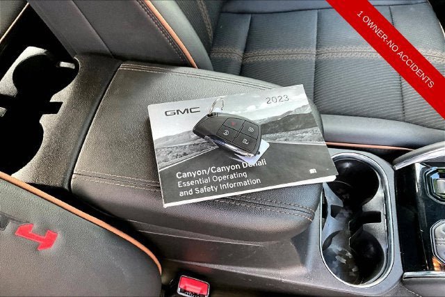 Used 2023 GMC Canyon AT4 w/ Technology Package AWD/4WD image 10