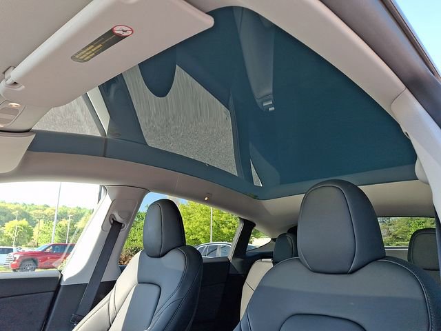 Used 2023 Tesla Model Y Long Range AWD/4WD image 14