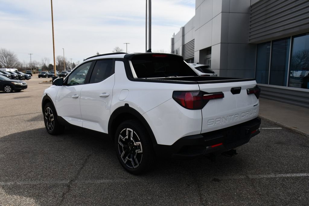 Used 2025 Hyundai Santa Cruz Limited image 4