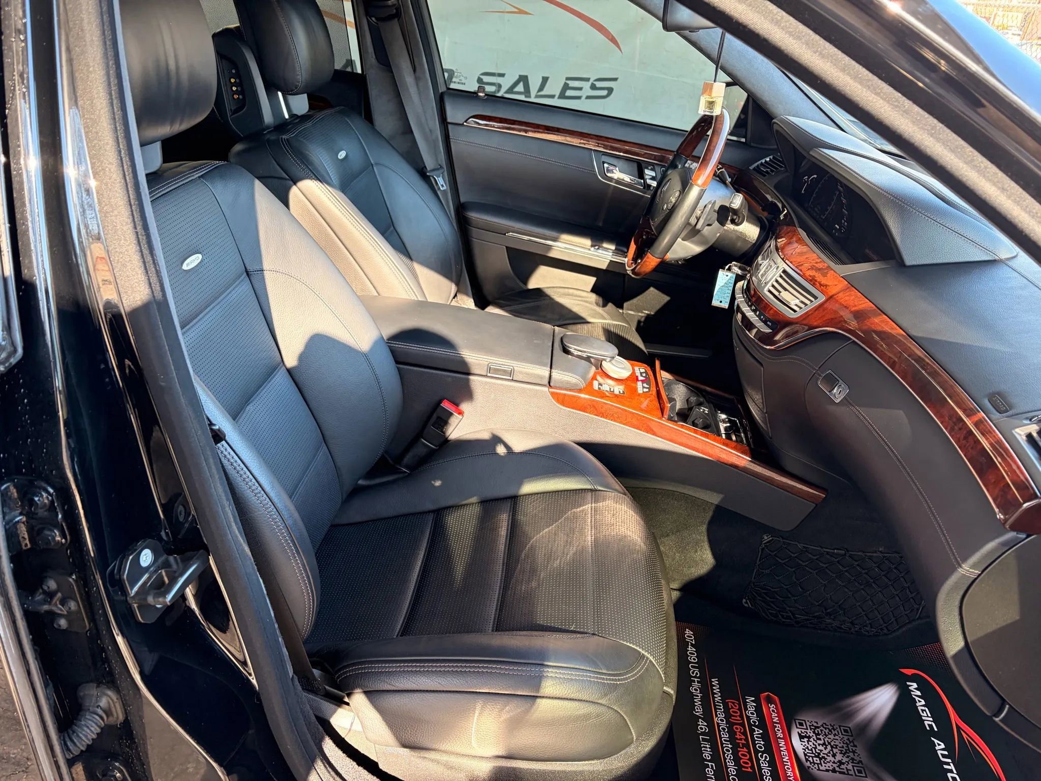 Used 2011 Mercedes-Benz S 63 AMG image 36