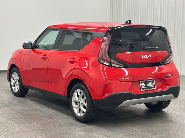 Used 2025 Kia Soul S FWD image 4