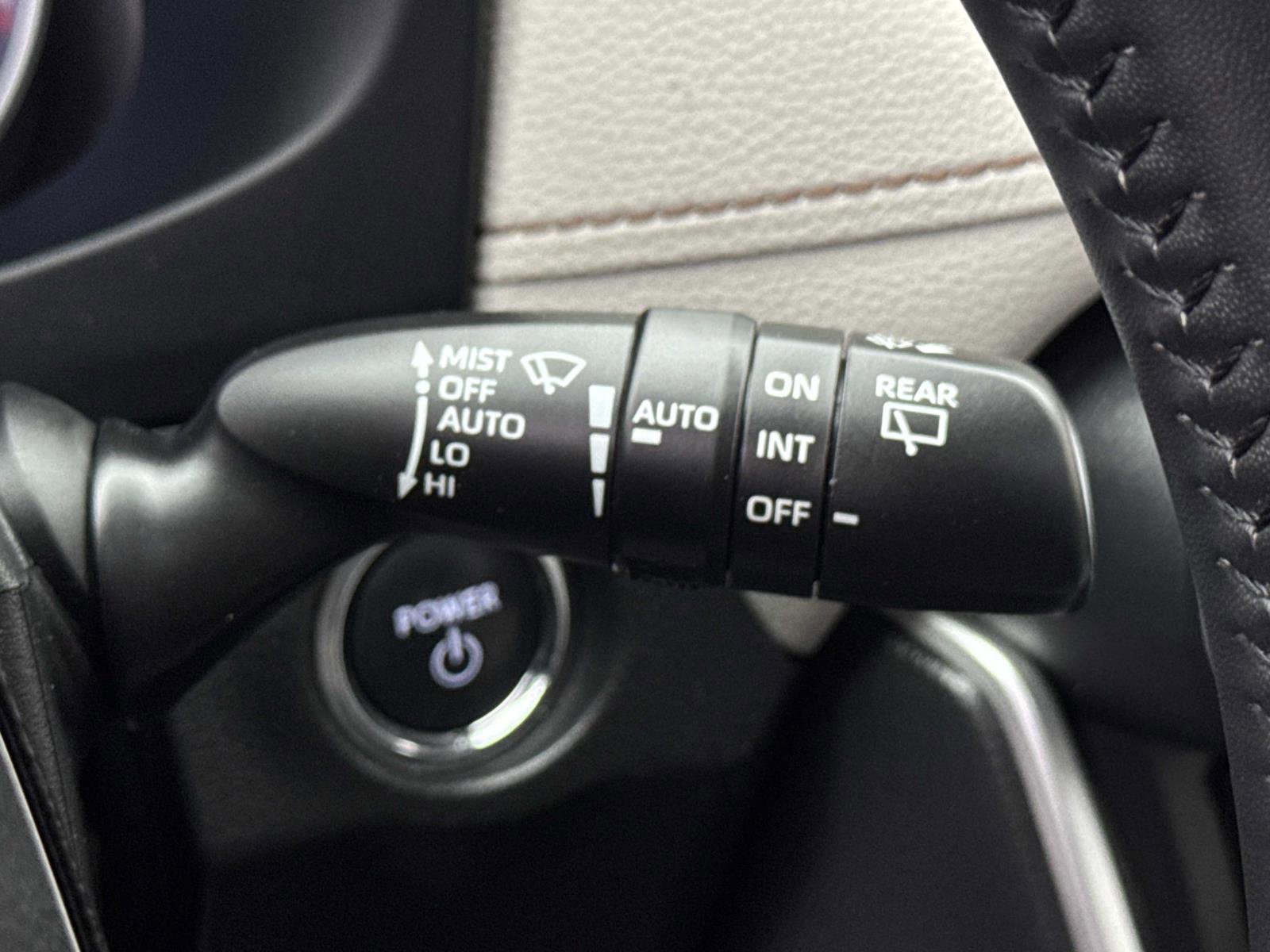 Used 2023 Toyota RAV4 XLE Premium image 10