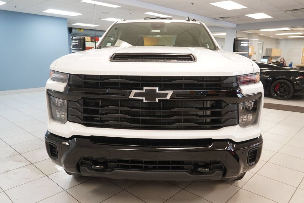 New 2026 Chevrolet Silverado 2500 Custom w/ Custom Convenience Package AWD/4WD image 13