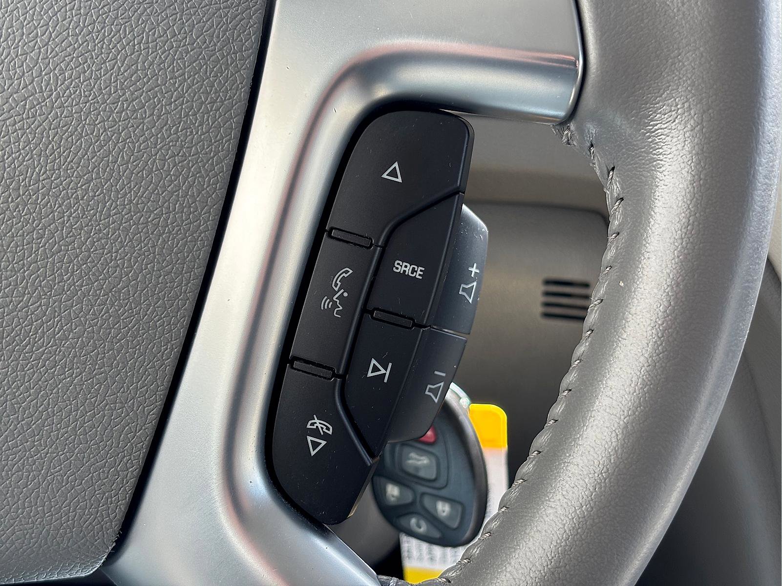 Used 2017 Chevrolet Traverse LT FWD image 34