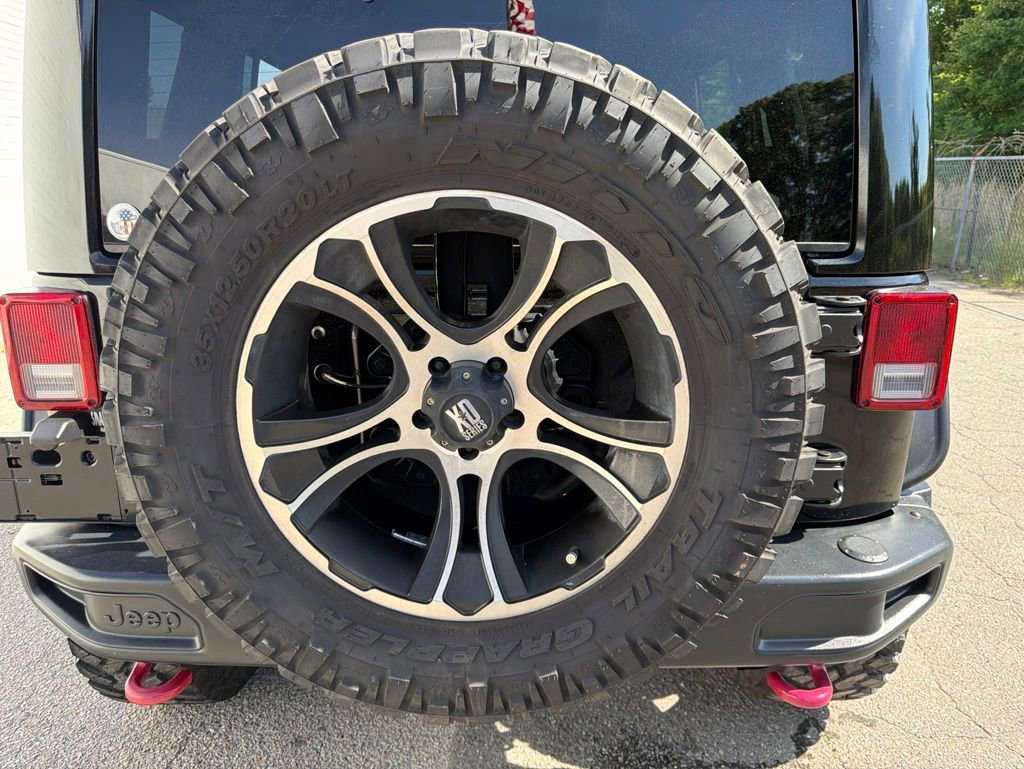 Used 2016 Jeep Wrangler Unlimited Rubicon AWD/4WD image 15