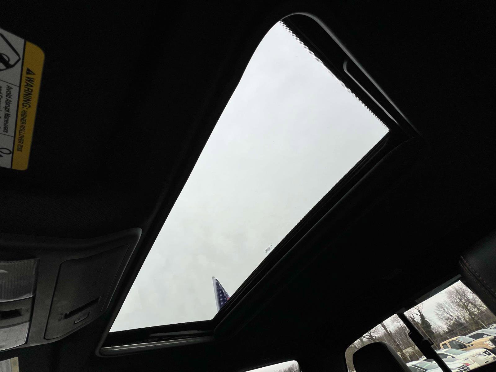 Used 2024 Nissan Frontier PRO-4X w/ Pro Premium Package image 9