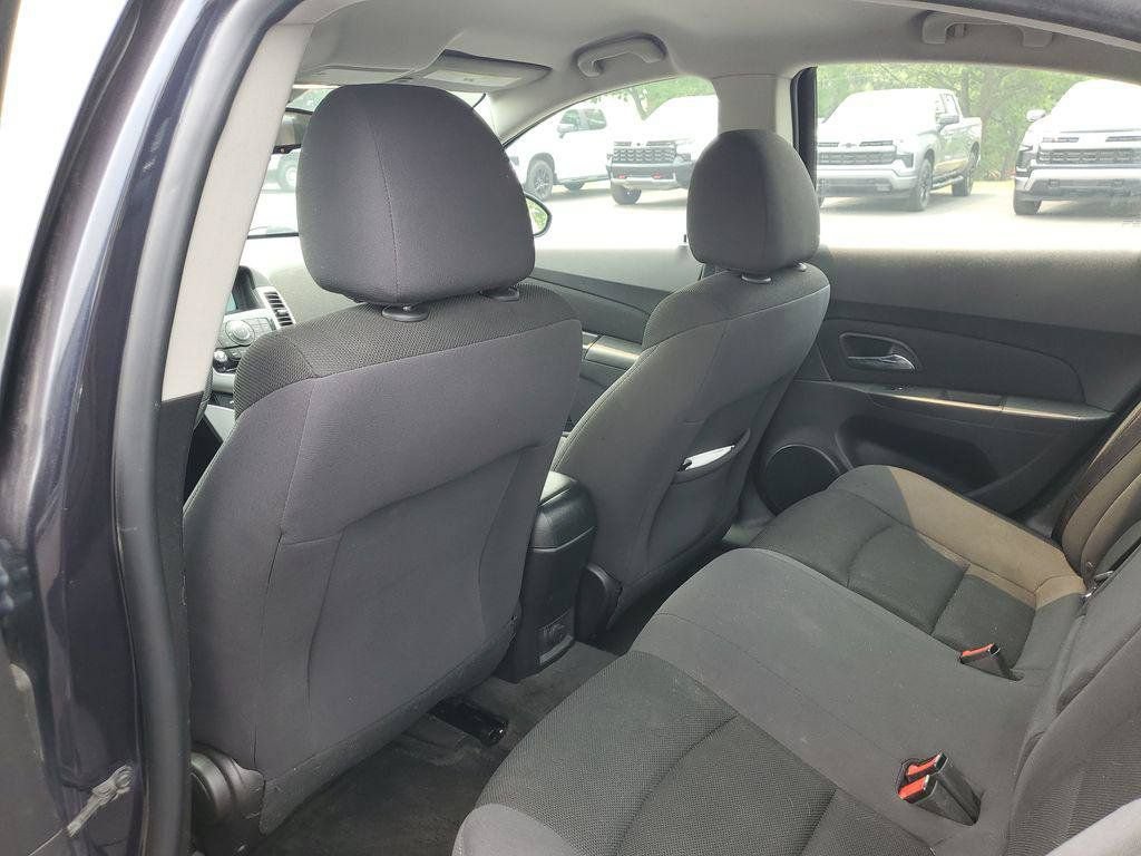 Used 2016 Chevrolet Cruze LT FWD image 26