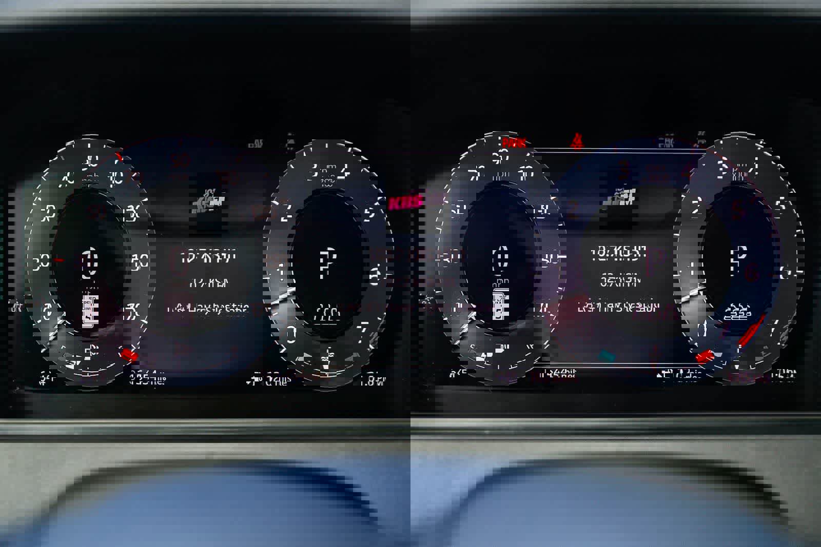 Used 2025 Land Rover Range Rover Velar Dynamic SE image 24