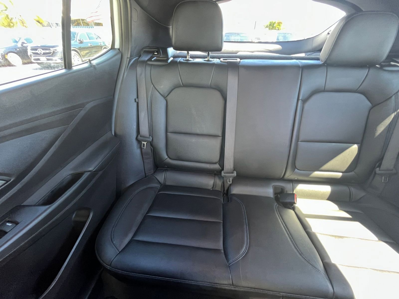 Used 2025 Buick Envista Sport Touring image 35