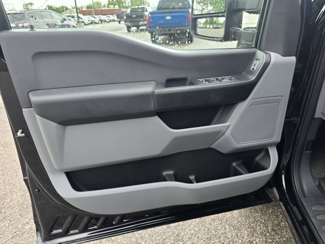 New 2025 Ford F250 XL image 10