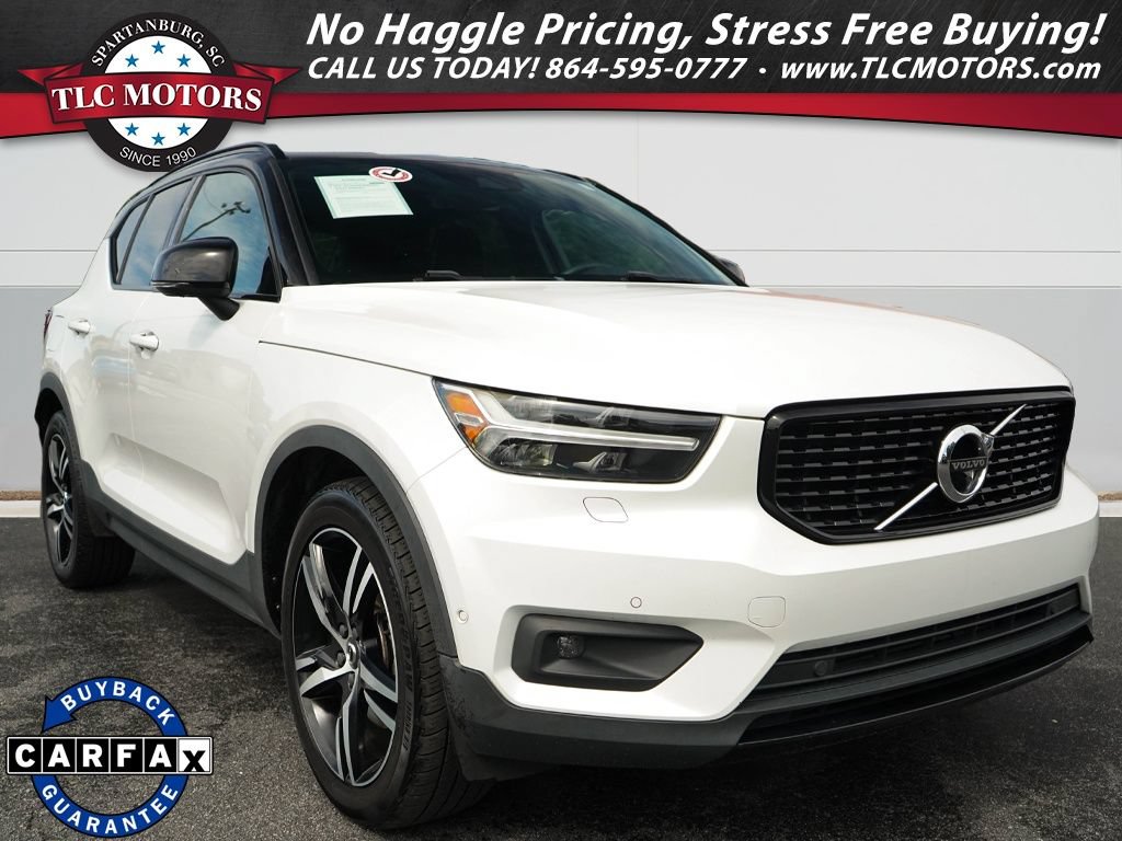 Used 2022 Volvo XC40 T5 R-Design