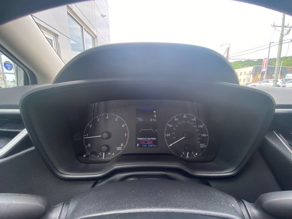 Used 2025 Toyota Corolla LE FWD image 16