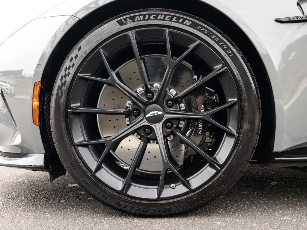 Used 2025 Aston Martin V8 Vantage Coupe image 61